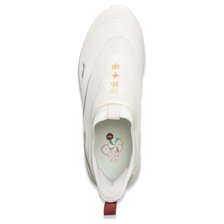 Li-Ning Soft Go Retro Versatile Fashion Classic Shock Absorption Non-Slip Wear-Resistant Low-Top Casual Shoes Men Sneakers Champagne-White AGLV005-17