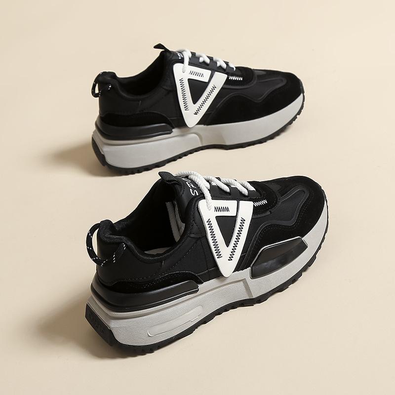 

Customized high-top board shoes women s 2025 new autumn sports and leisure shoes girls popular air cushion thick-soled white shoes 35