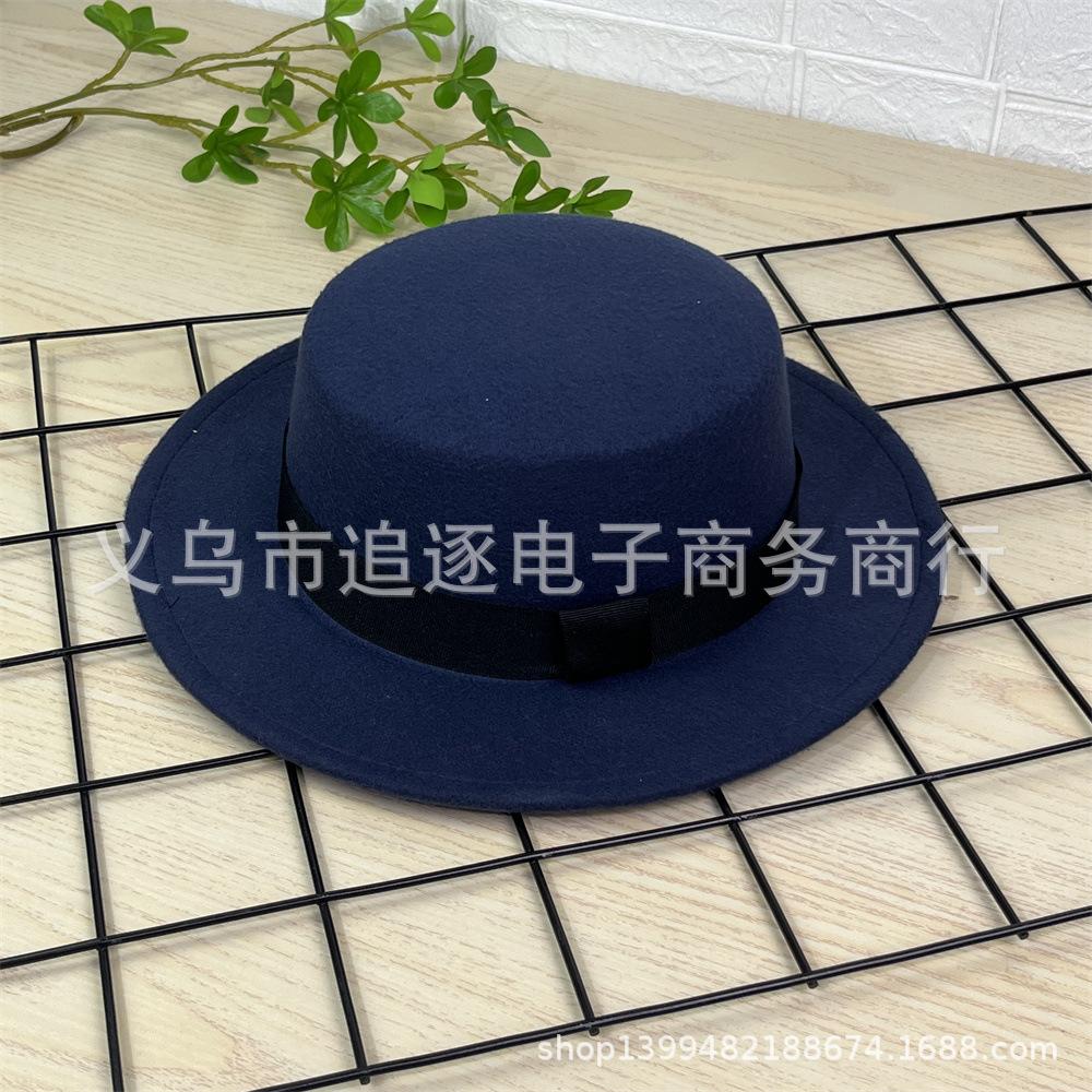 Simple black strap flat top woolen top hat autumn and winter woolen hat men's and women's hats flat edge retro British gentleman's hat