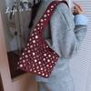 Luxus Nieten Beuteltaschen für Damen Wildlederimitat Umhängetasche Winter Nieten Handtaschen Mattes Finish Damen Tasche Shopper Tote