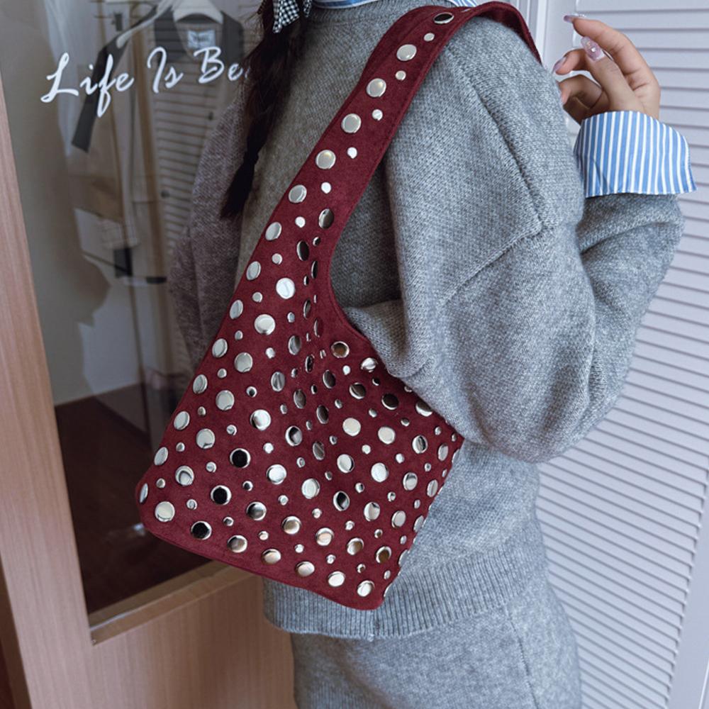 Luxus Nieten Beuteltaschen für Damen Wildlederimitat Umhängetasche Winter Nieten Handtaschen Mattes Finish Damen Tasche Shopper Tote
