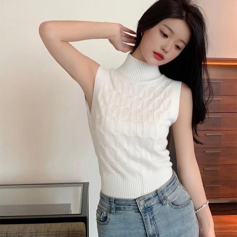 Spring/Summer High Neck Cable Knit Halter Top - Slim Fit, Versatile Knitwear Maroon