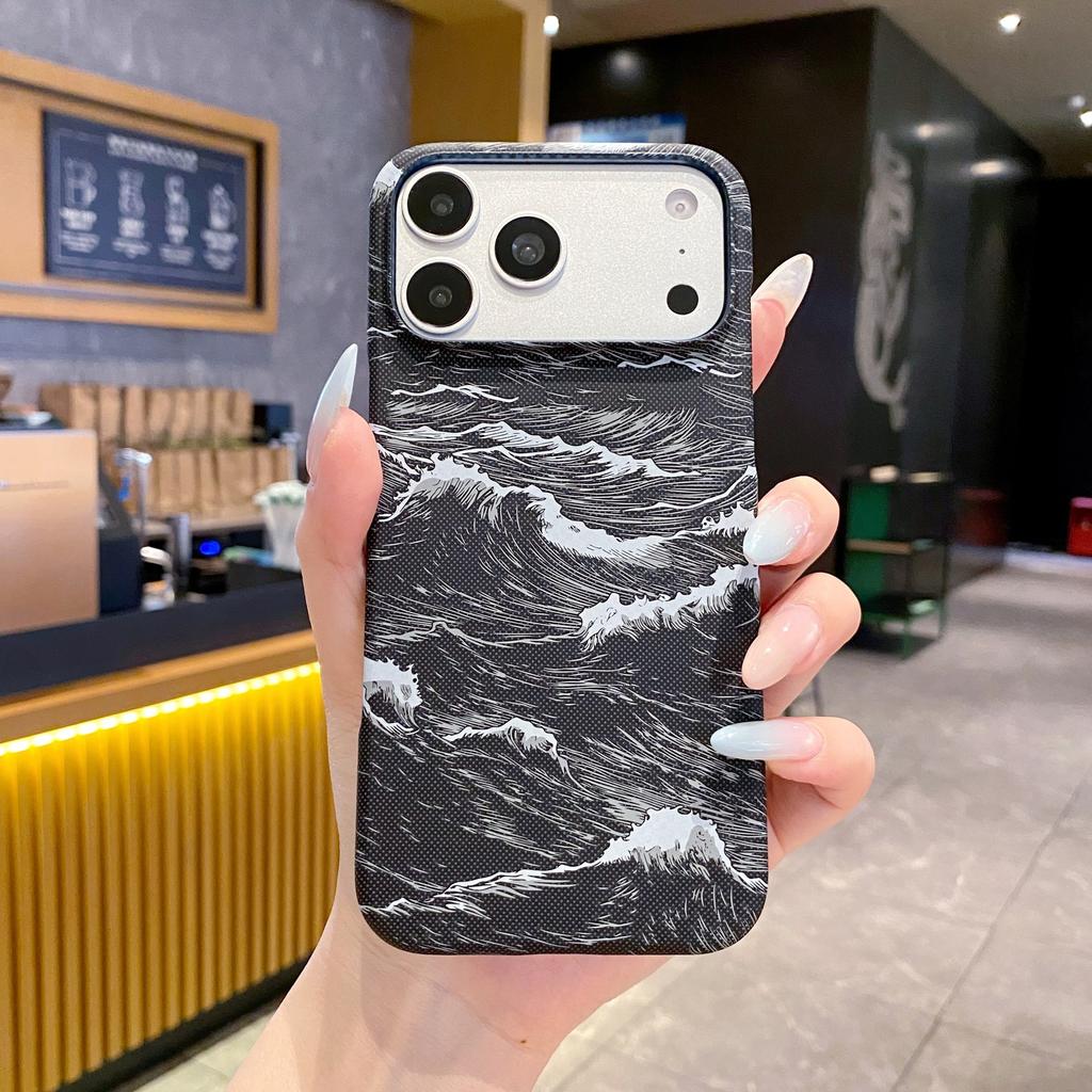 Applicable to iPhone18Pro Max spray pattern half pack magnetic mobile phone case Apple 18Pro water sticker PC protective case