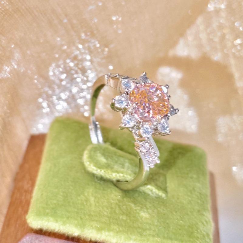 925 Sterling Silver Bright Ice Flower Cut High Carbon Diamond Twist Sunflower RingGood product