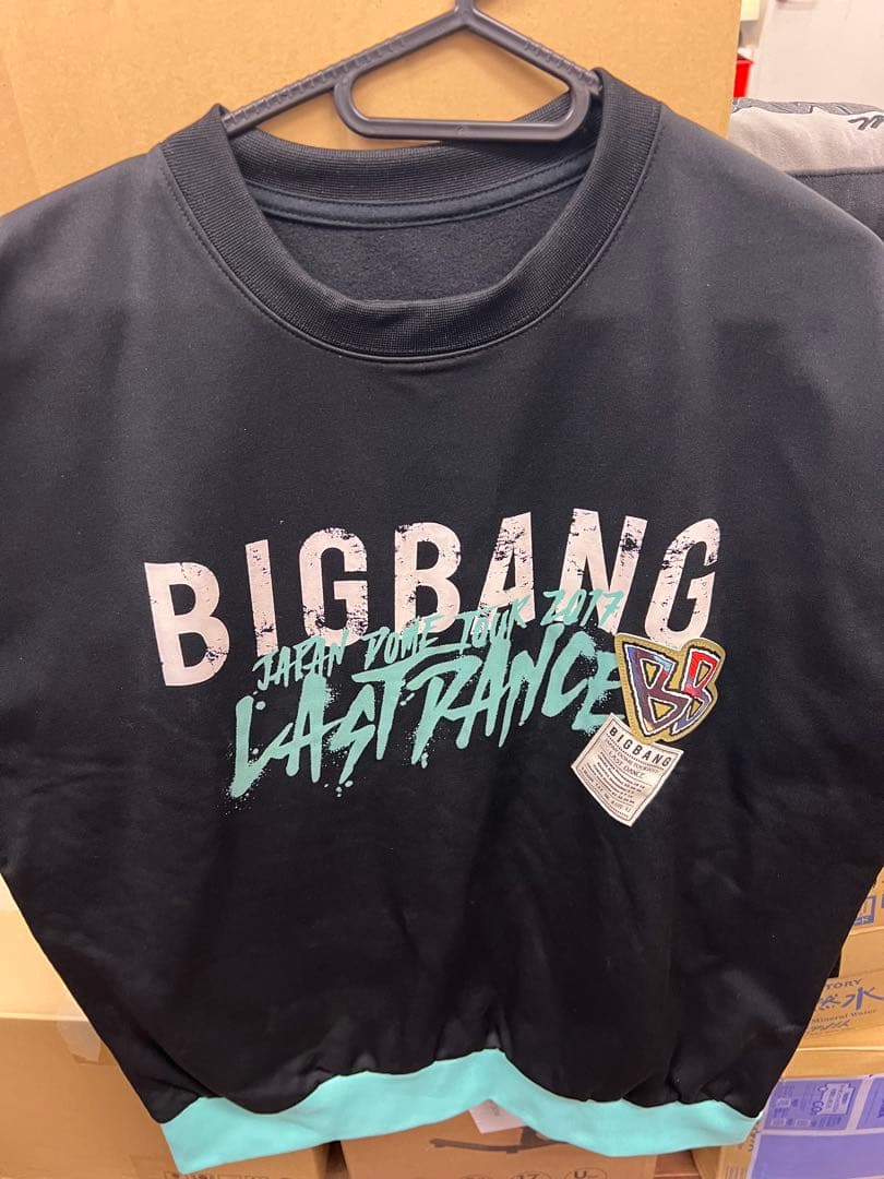 

[USED] Extremely Rare! BIGBANG LASTDANCE Sweatshirt T-shirt (4 pieces)