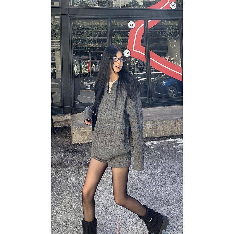 

Women s Spring & Autumn 2025 Hot Gray Knitted Sweater Shorts Set S