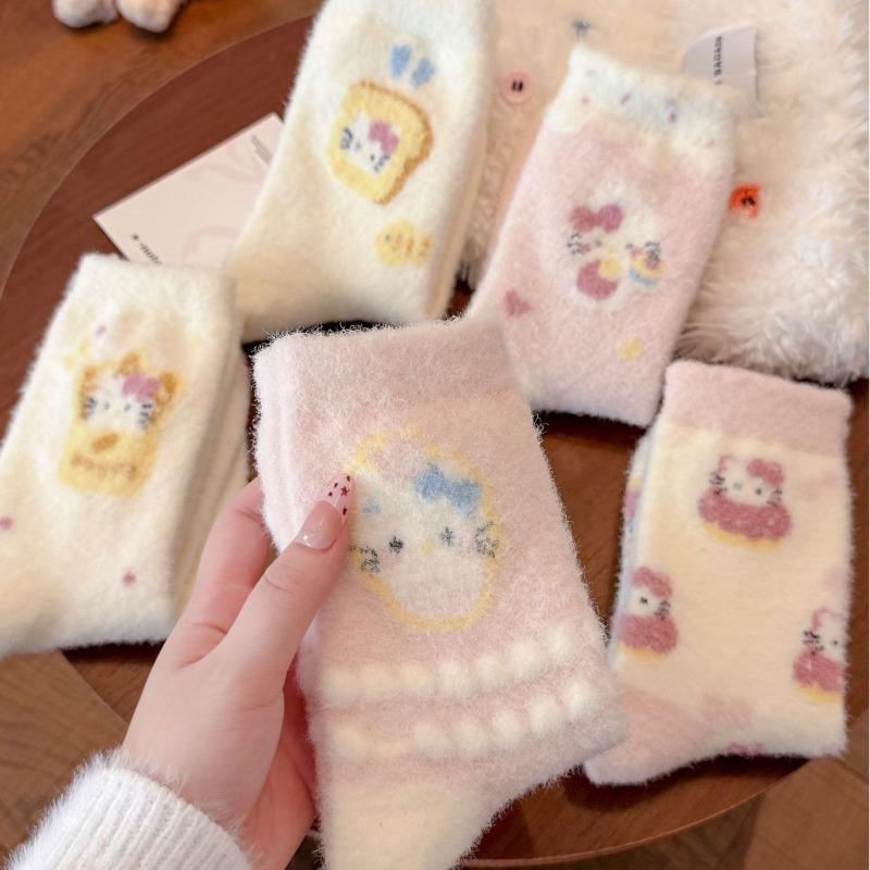 Autumn and winter thickened warm home floor socks plush cute girl sleep socks cartoon pink medium tube socks children