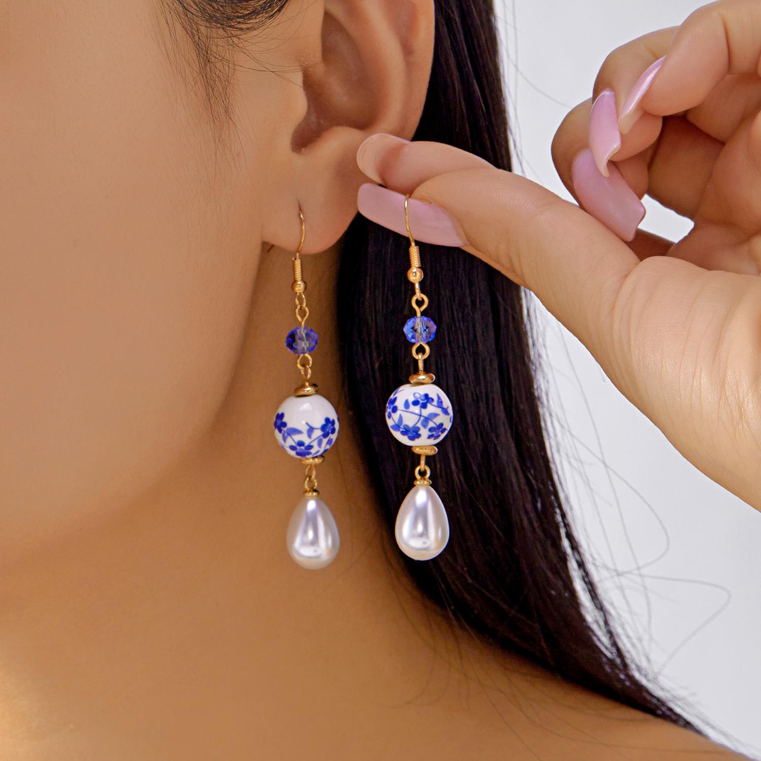 

Chinese Style Blue and White Porcelain Pendant Earring For Women Vintage Ceramic Bead Pearls Long Earrings Party Jewelry Gift