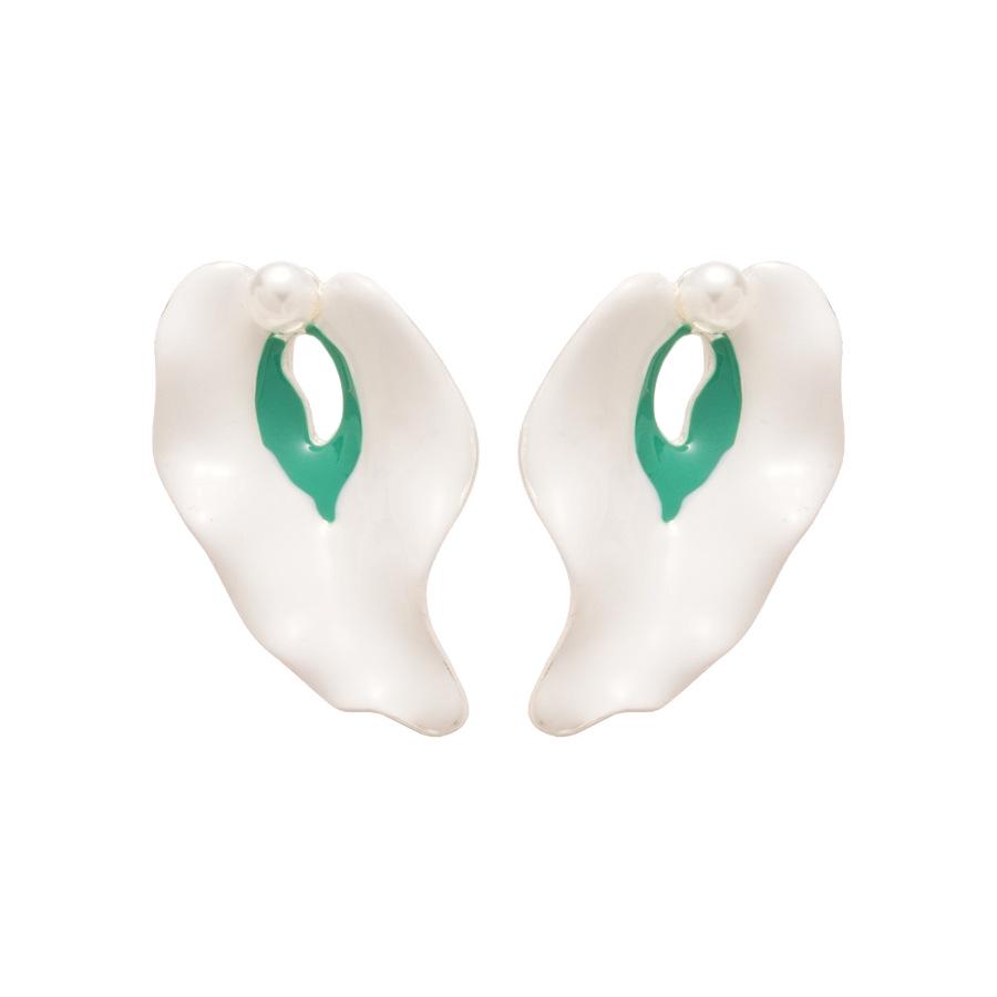 Retro Drip Irregular Pearl Petal Silver Stud Earrings - Fashionable High-End Women's Accessory