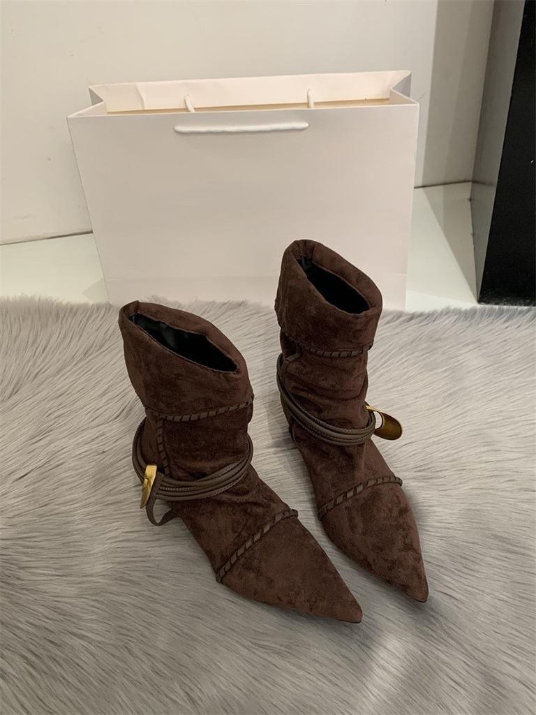 Western style~ Korean version of stacking boots retro low-heeled flat-bottomed belt wear cowboy boots short boots