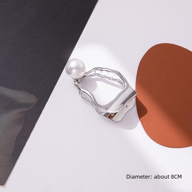 Korean Fashion Hairpin: Elegant Shark Clip for Women