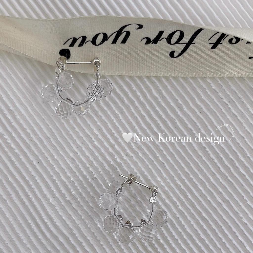 S925 Sterling Silver Crystal Stud Earrings: Sleek & Stylish Transparent Design