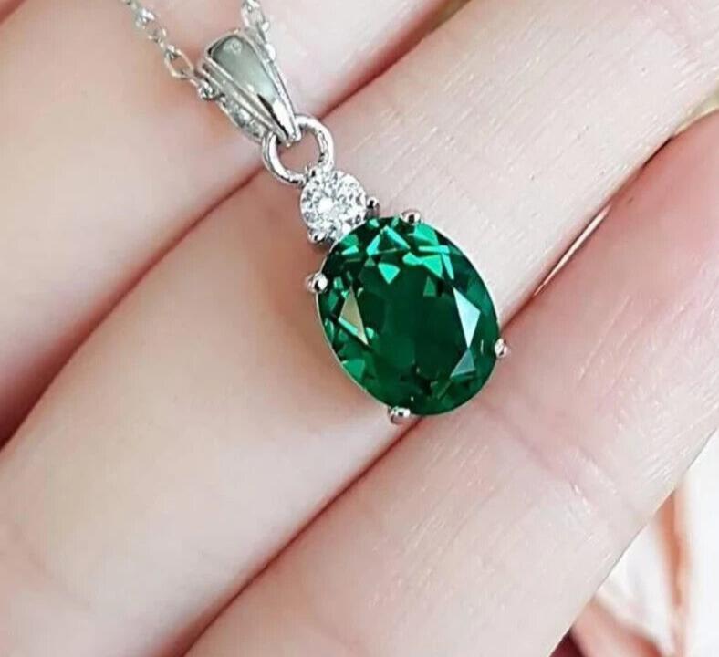 Collar de diseñador esmeralda verde Colgante solitario de esmeralda natural Regalo de boda para mujeres