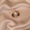 Elegant Pearl Brooch for Women's Suits - High-End Jewelry Pin