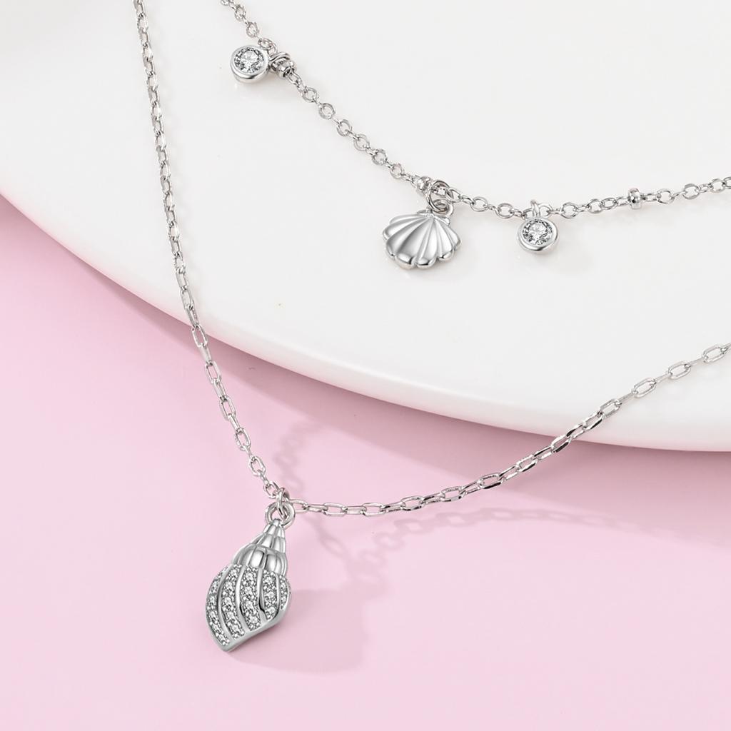New Sterling copper Moon Protective Hand Pendant Chain Necklace 925 copper Charm Necklace for Women Fine Zircon Gift