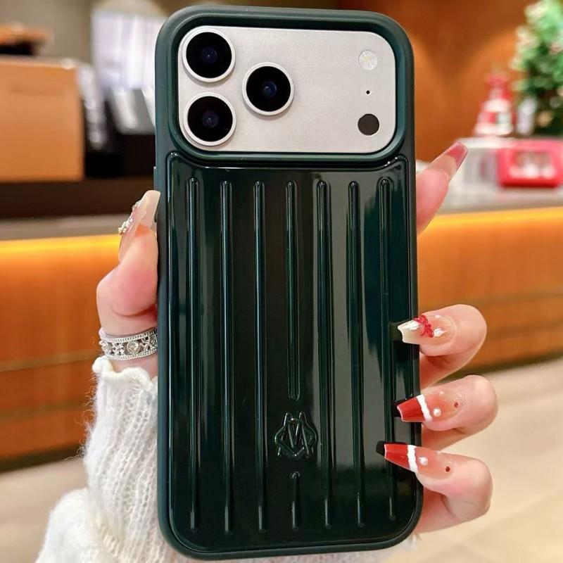 26 IPhone 17 Pro Max Magnetic Aluminum-Magnesium Alloy Phone Case Luxury Style