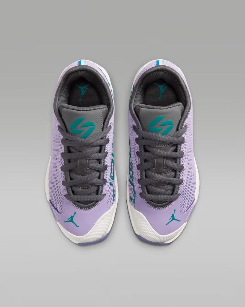 IH0573-501 IH0573-501 Nike GS Luka 77 Urban Lilac/Iron Grey
