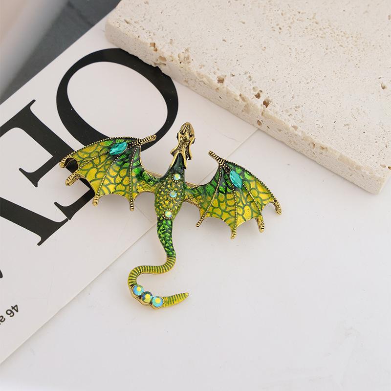 

Брошь в форме дракона в виде капли масла в стиле ретро для мужчин и женщин, универсальные персонализированные аксессуары для пиджака и костюма, ювелирные изделия