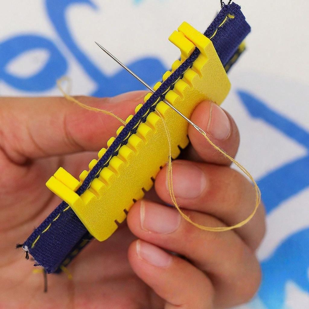 1 Sewing Clip- Durable Plastic Sewing Tool, Simple and Practical Design, Easy To Use, Suitable for Beginners, Housewives