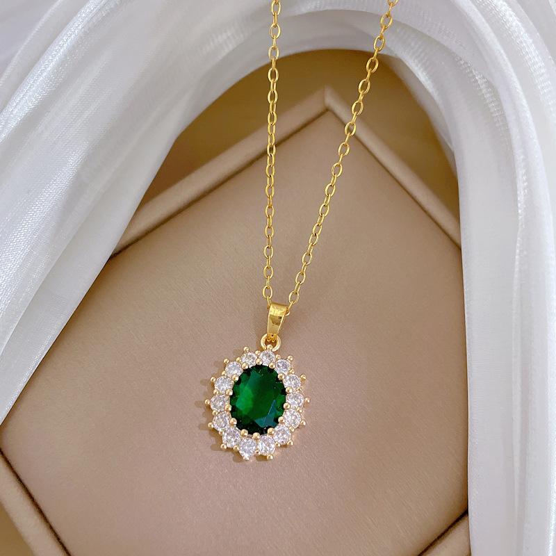 Egg-Shaped Emerald Full Diamond Light Luxury Temperament Gorgeous Full Diamond Necklace Female Versatile Collarbone Chain Titanium Steel