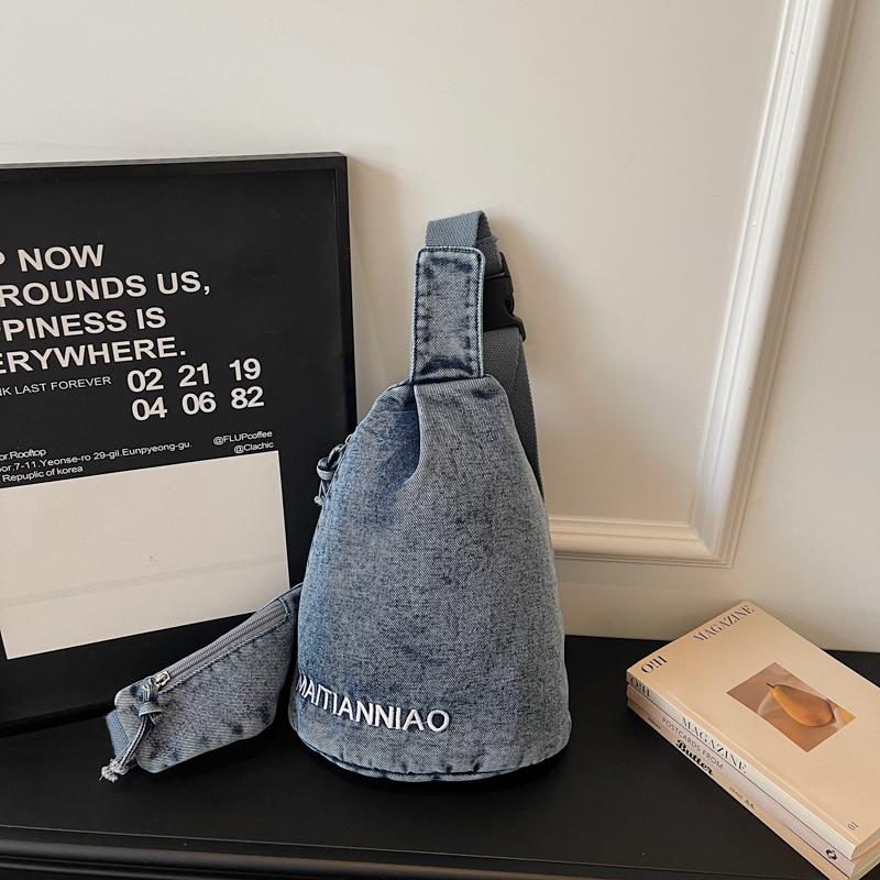 Denim Sling Bag Casual Chest Bag Lightweight Crossbody Backpack for Men and Women