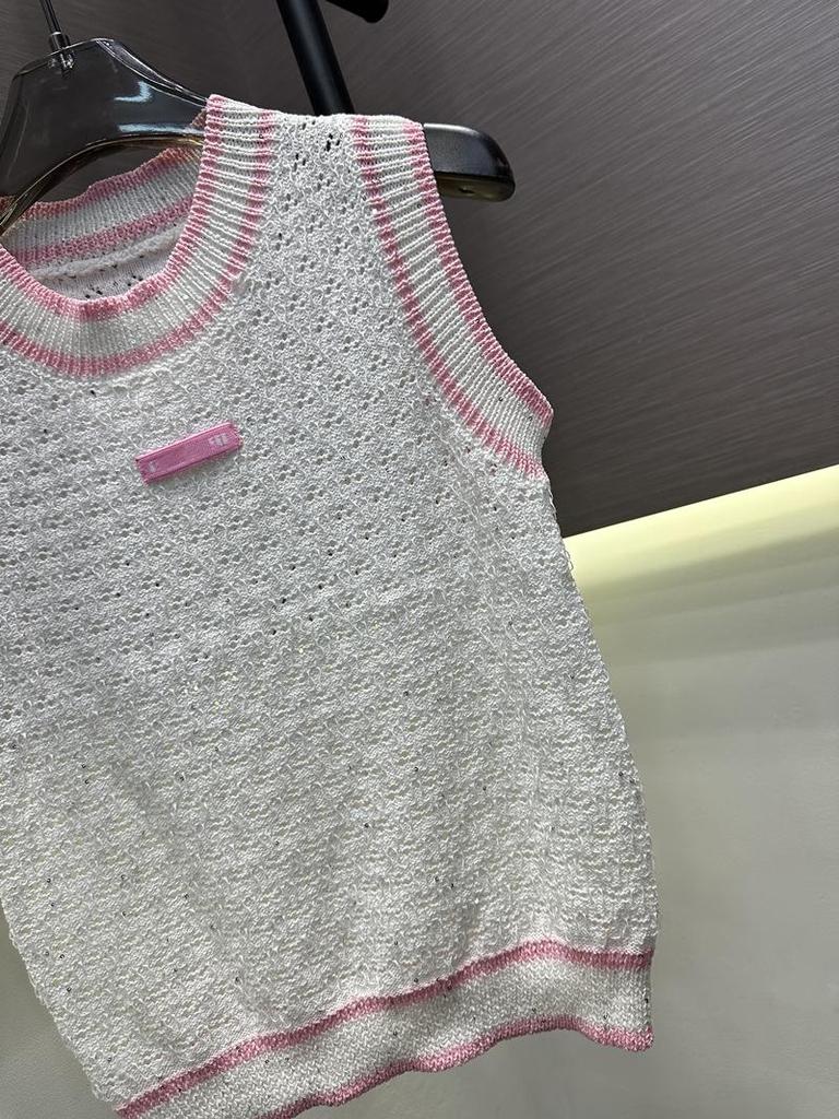 2026 Pink Beaded Crochet Knit Round Neck Slim Vest
