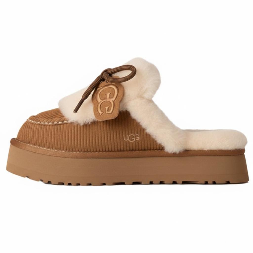 UGG Geschlossene Hausschuhe Damen 40 beige