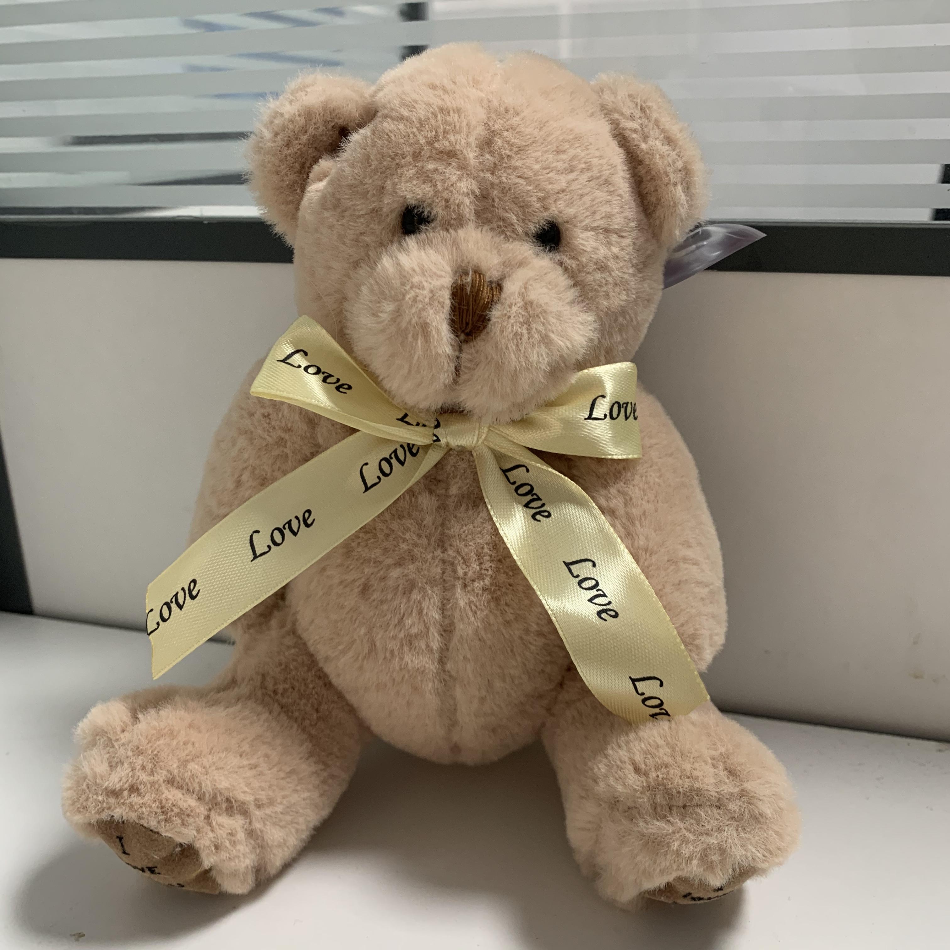 

1 шт. 18 см милый плюшевый мишка куклы нашивка медведь мягкая игрушка медведь детская игрушка дети девочки день рождения Brinquedos свадьба девушки подарки светло-коричневого