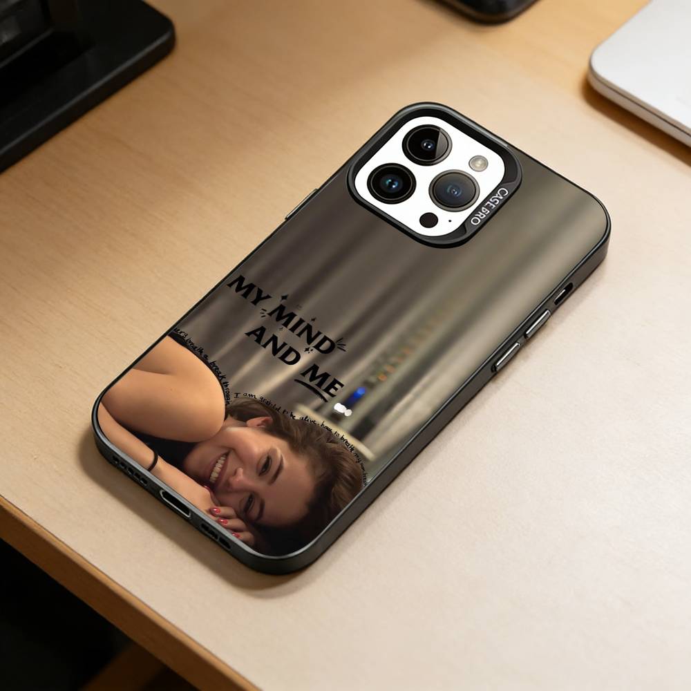 S-Selena G-Gomez  Phone Case For iPhone 17,16,15,14,13,12,11 Plus,Pro Max,XS,Colorful Silver Phone Case Funda Cover