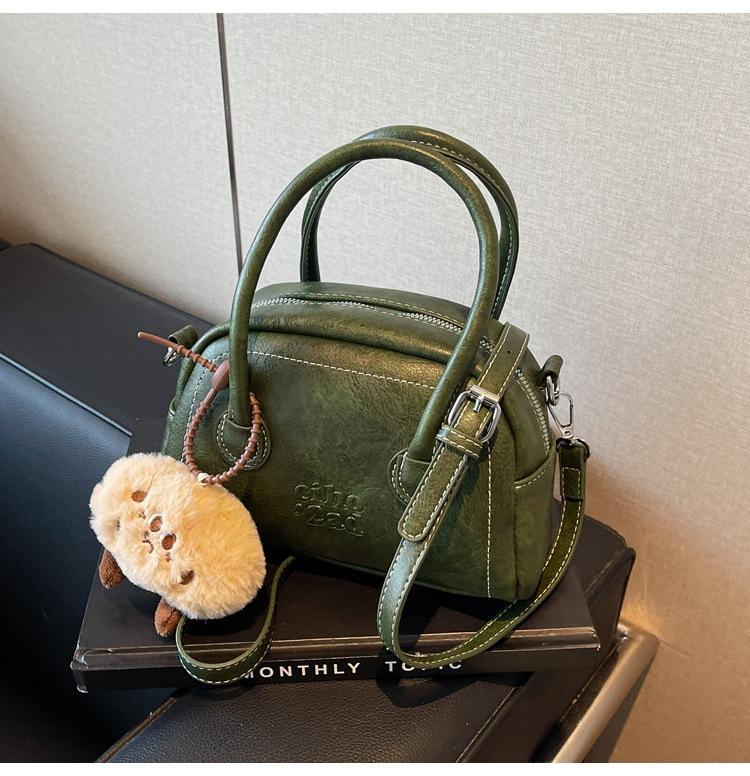 

Модна універсальна сумка-подушка з нішевим дизайном, жіноча сумка 2024, нова сумка, невелика сумка, сумка на плече зелений