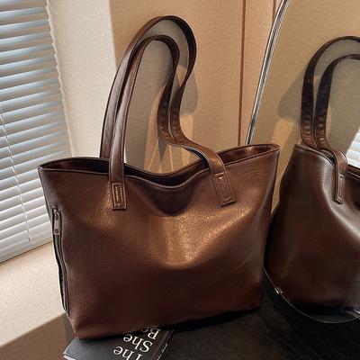 Casual Shoulder Bag for Women New Original Soft Leather Bag for Commuting for Class  Large Capacity Simple Touring Bag