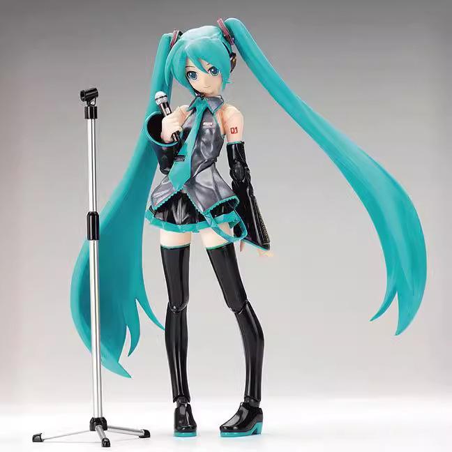 In Stock: Hatsune Miku Figma014 Articulated Action Figure with Face Changing Feature and Box.