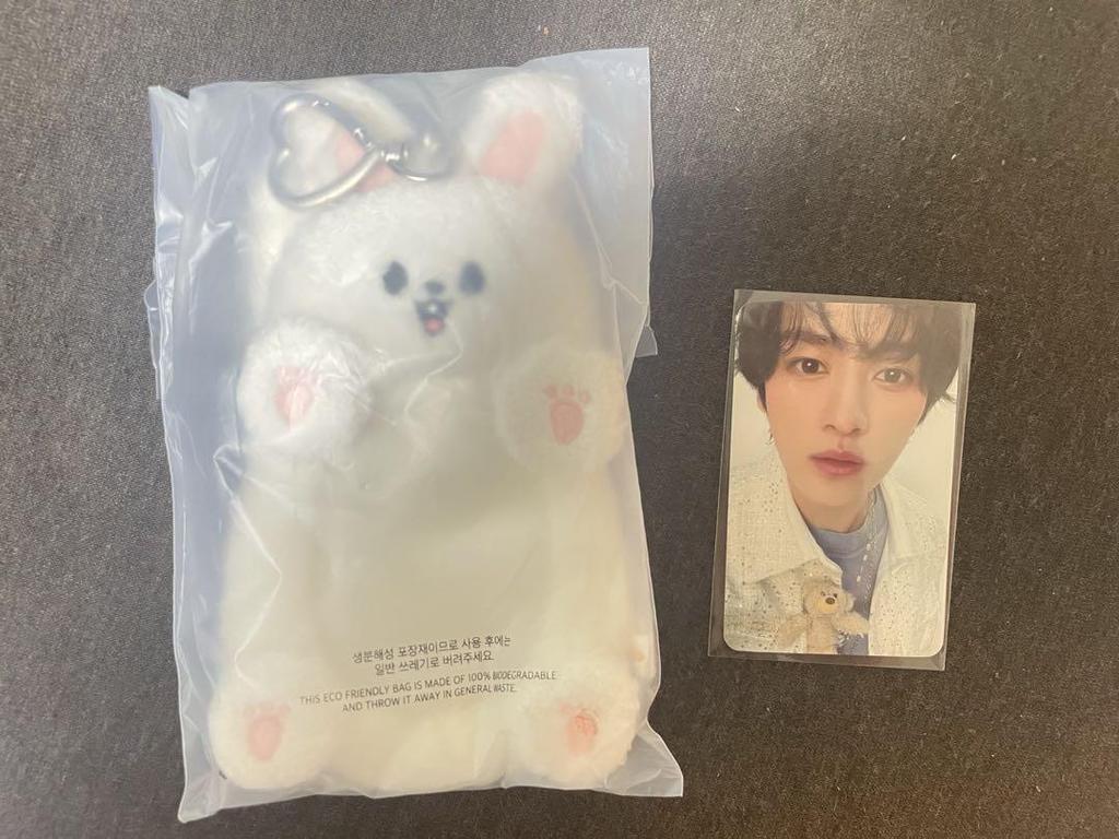 [USED] SKZ Fan Meeting Leebit Reel Holder Reno skzoo