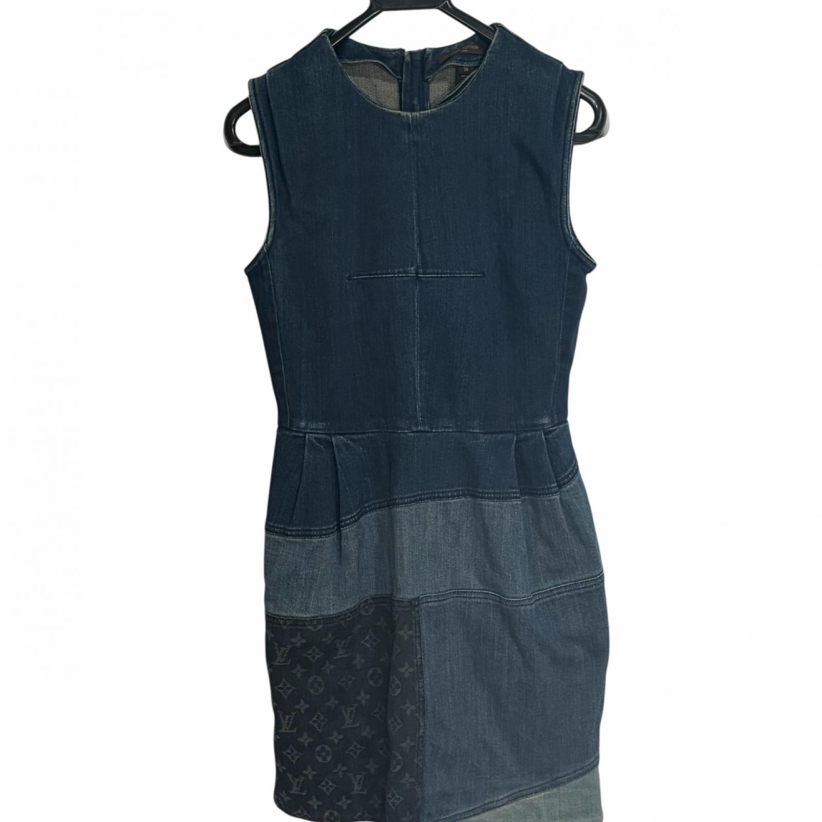 

Used LOUIS VUITTONone piece Blue Women