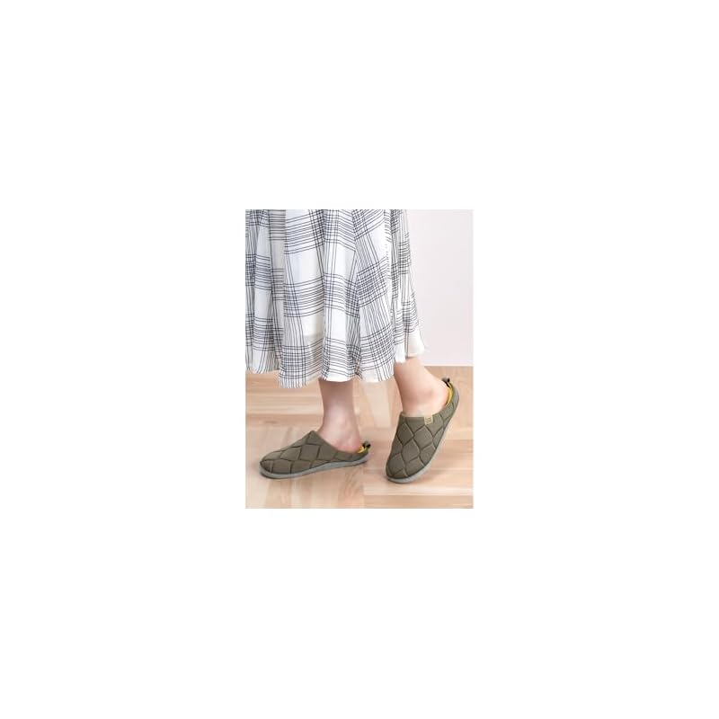 [Pansy] 9264 Indoor Shoes, Room Shoes, Slippers, Women's, Lightweight, Quilted, Size S, Black