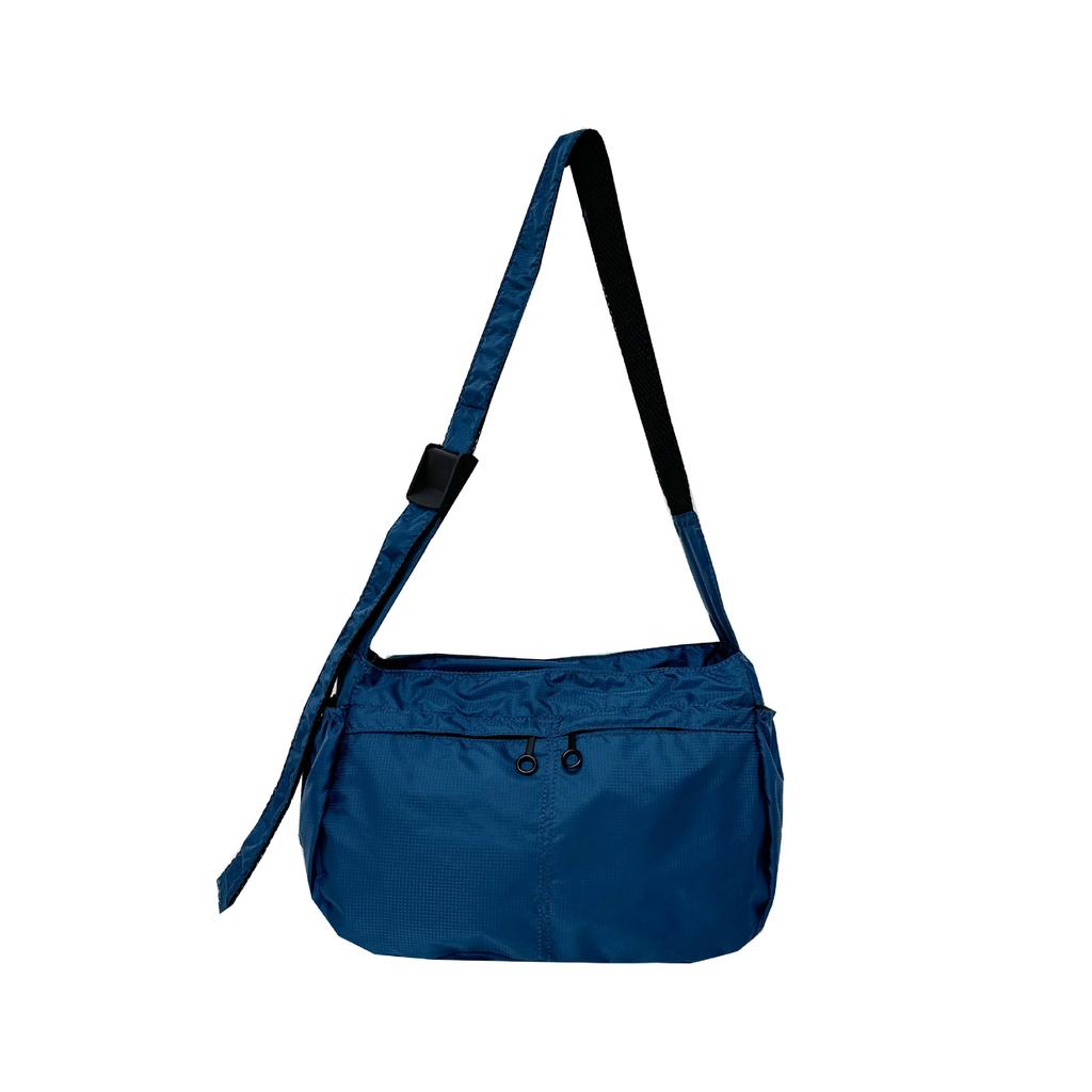 Neue vielseitige lässige leichte Sport-Schultertasche, trendige wasserdichte Nylon-Stofftasche, Dumpling-Tasche mit großem Fassungsvermögen, Umhängetasche