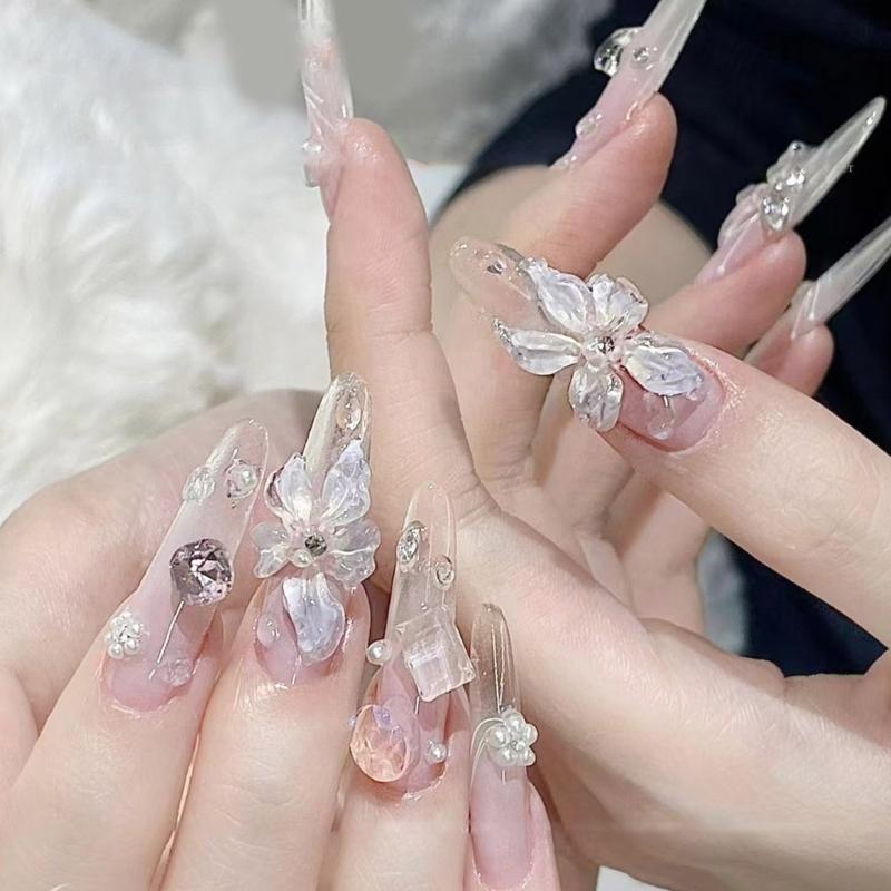 Professional 3D Nail Embossing Mold Reusable Silicone Template For Salon Home Manicure Nail Art Manicure Accessories