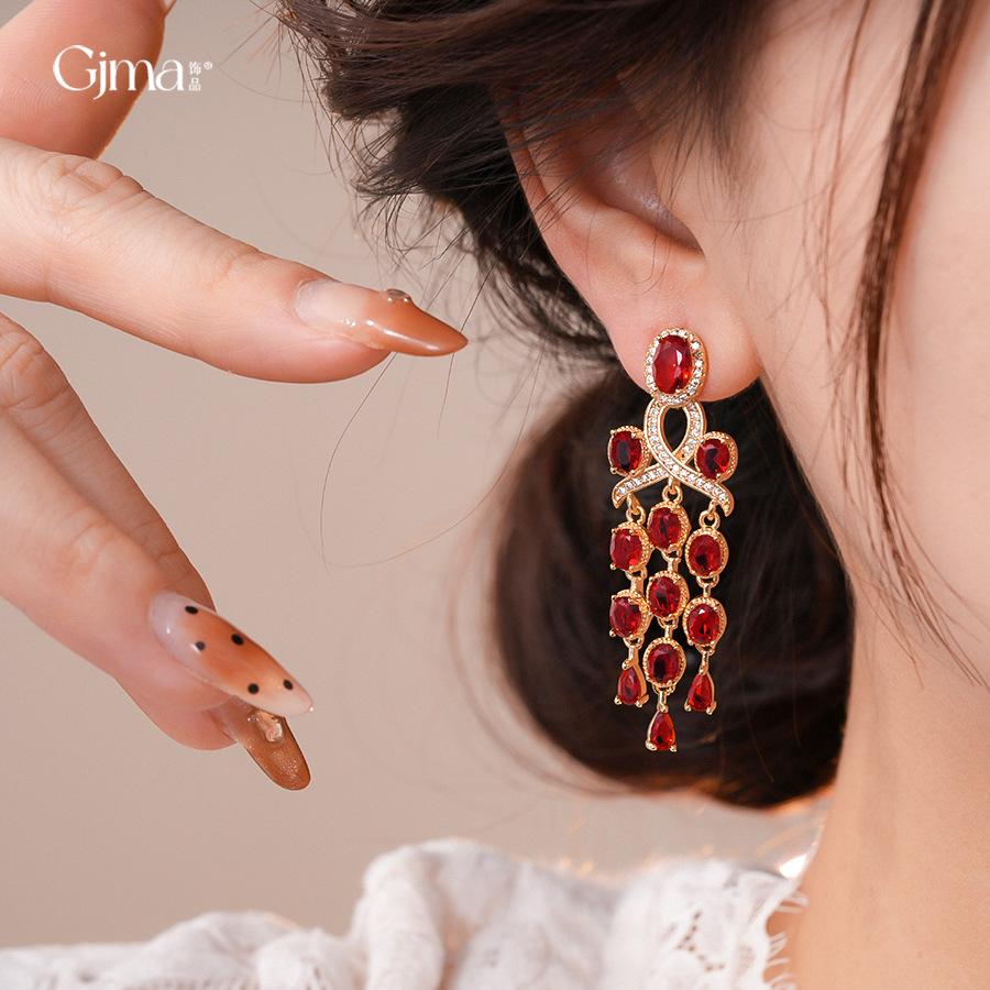 Court style red oval zircon fringed earrings light luxury stud earrings personalized earrings women