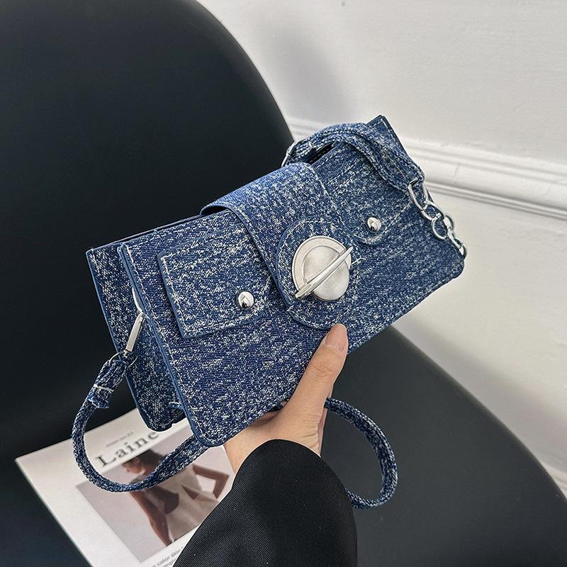 This Year's Popular Small Bag 2025 New Spring Simple Casual Messenger Bag Simple Casual Small Square Bag Shoulder Bag