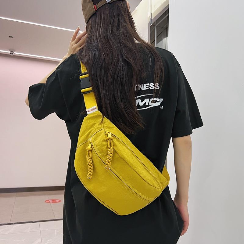 

New washed wrinkled solid color chest bag spring and summer new daily commuter fanny pack shoulder bag жовтий
