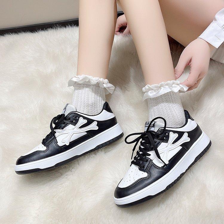 Women's Sneakers  Autumn and Winter New Thick Bottom Heighten Soft Bottom Lightweight Black and White Panda Women's Casual Sneaker Mixed Batch