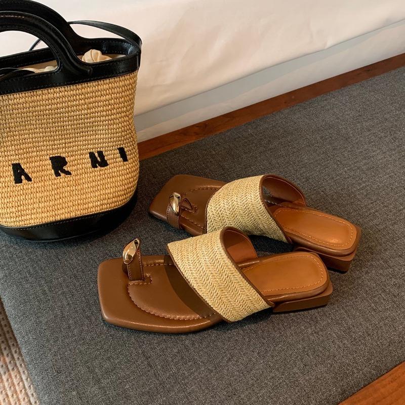 Sheepskin version~ Leather shoes thick heels holiday style straw woven toe slippers women wear new cool slippers in summer