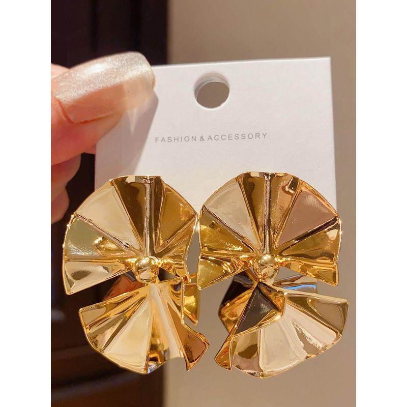 S925 Sterling Silver European and American Style Geometric Irregular Earrings for Women, Light Luxury Niche High-End Temperament Stud Earrings