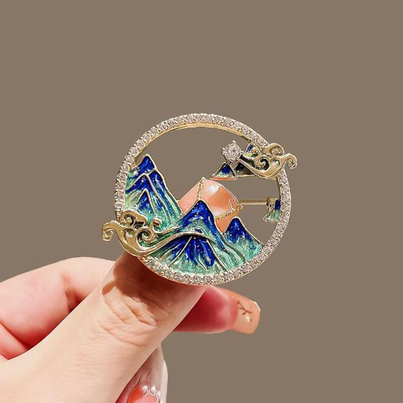 Enamel Peak Brooch Women Trend Elegant Mountain Brooch Pins Cardigan Suit Accessories Badge Party Wedding Gift