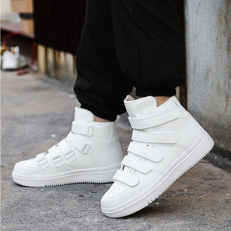 Hot sale Men High Top Skateboard Shoes 2025 Leather Casual Sneakers Men Street Trend Men's White Sneakers zapatillas de hombre
