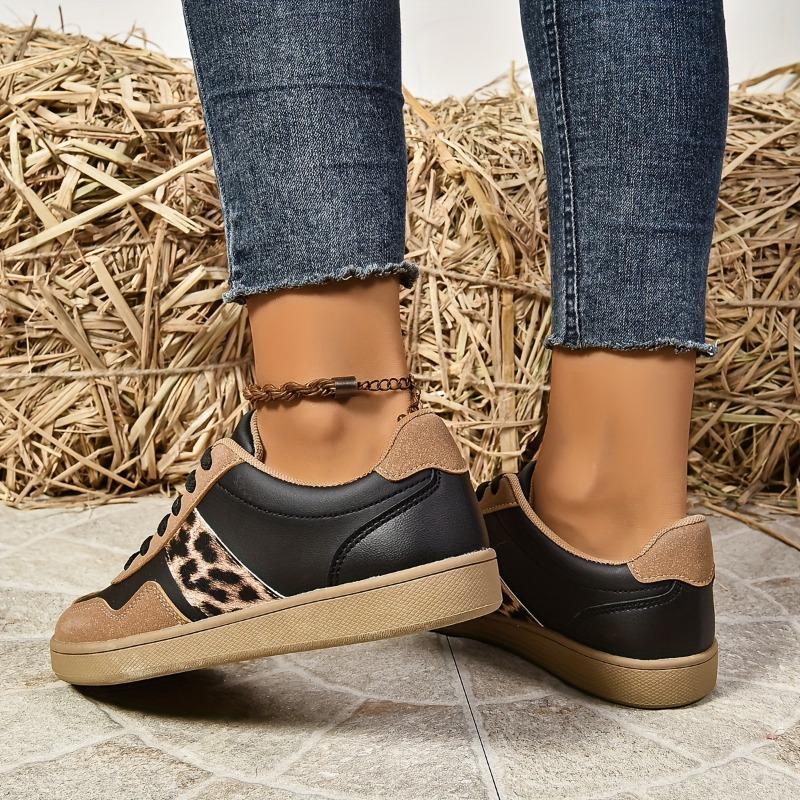 Women's Leopard Print Fashion Sneakers, Casual Lace-Up Low Top Shoes with Plain Toe, All-Season Man-Made Upper & Fabric Inner