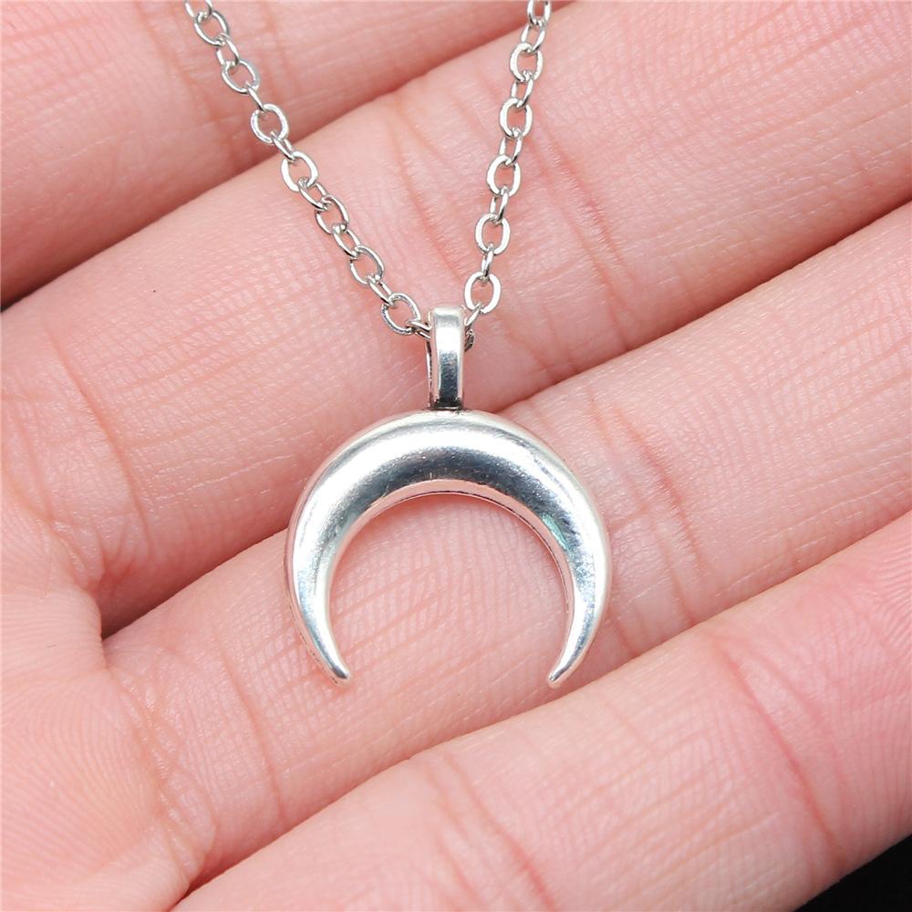 Fashion Simple Classic Antique Silver Color Crescent Moon Pendant Girl Women Short Chain Necklaces Choker Necklace