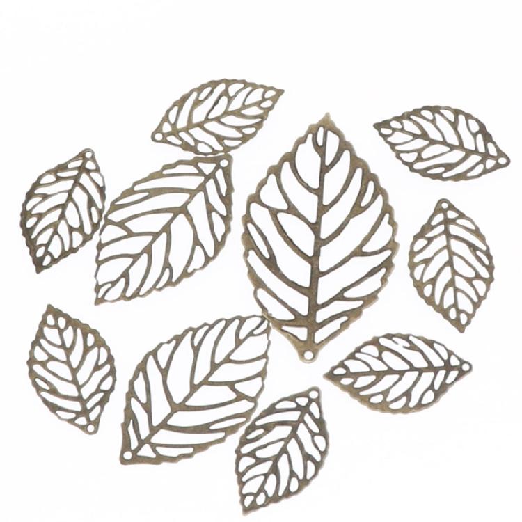 100Pieces Decorative Metal Filigree Leaves Mixed Size Leaves Jewelry Making Component Metal Craft Embellishments