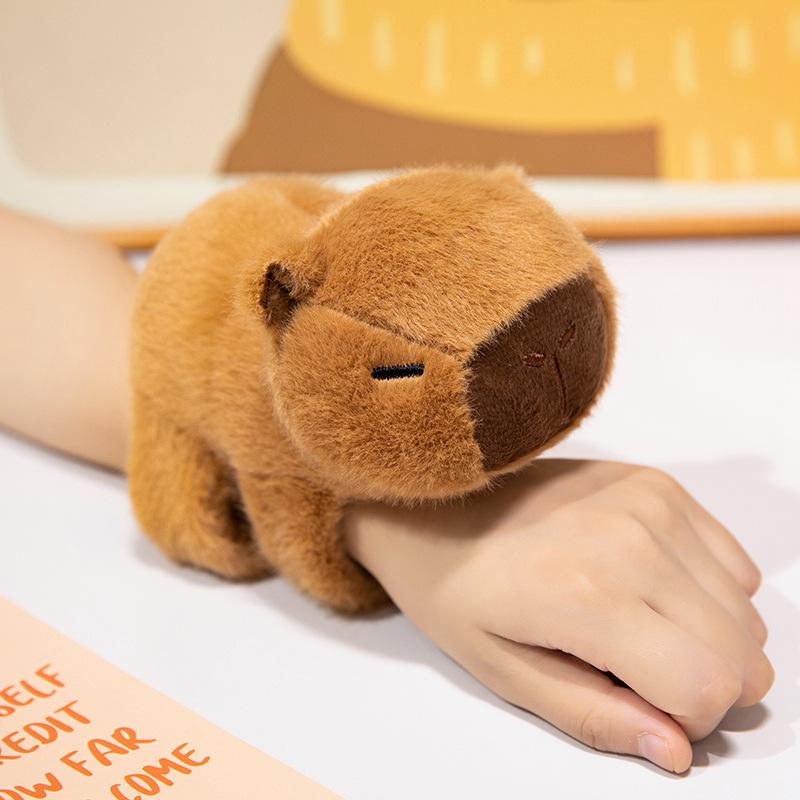 Kapibala Pussy Ring Capigui Pig Doll Doll Bracelet Couple Birthday Gift Girl Boyfriend Christmas