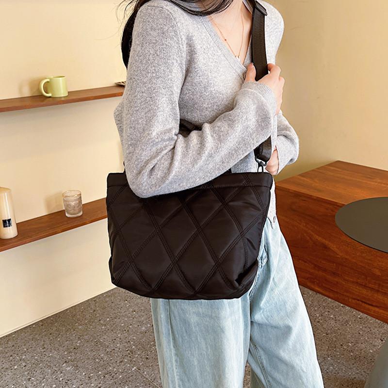 Elegant Quilted Nylon Crossbody Bag Stylish Fashionable Handbag For Women In Black And Cream